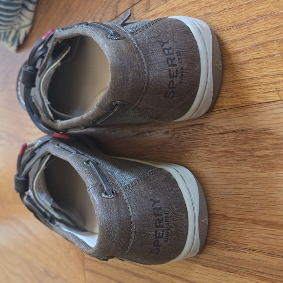 Sperry barrelfish taupe slip on shoes - Picture 5 of 7